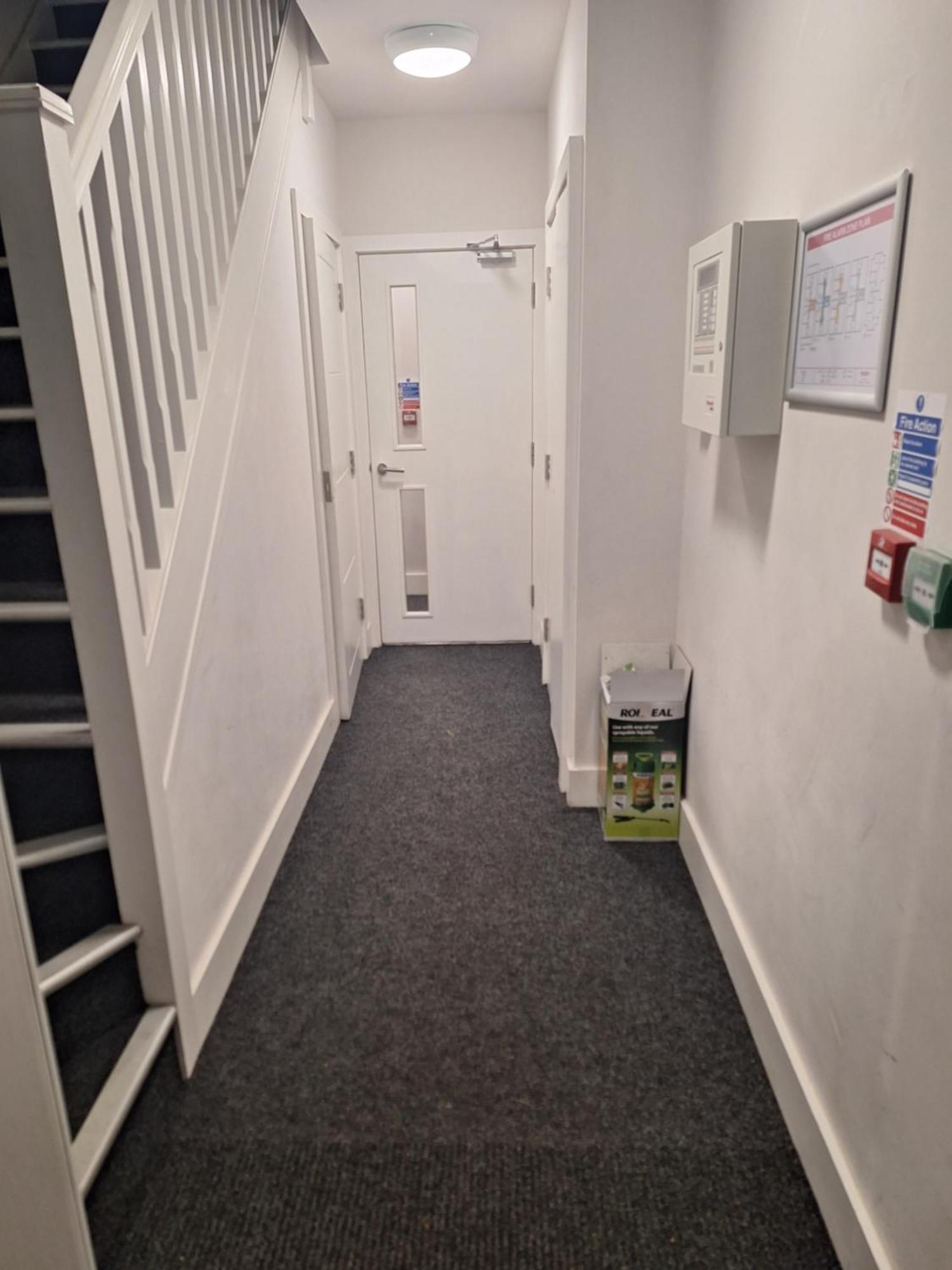Budget Single Room Only For One Adult - Shared Flat Northolt  Exteriér fotografie